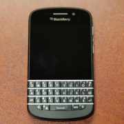 thay-mat-kinh-blackberry-q10-suachuavinhthinh