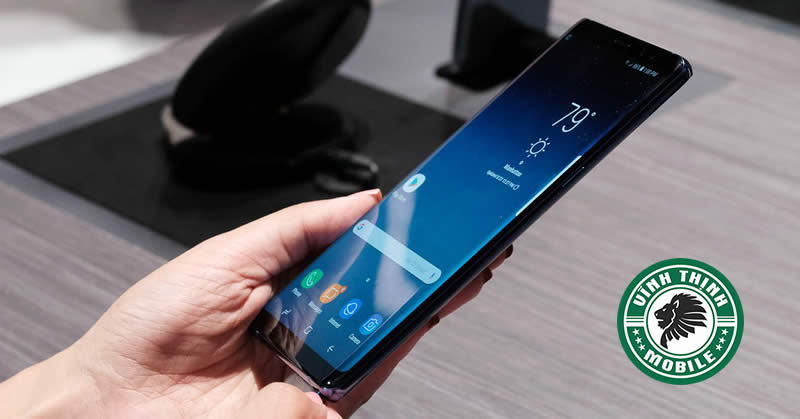 Màn hình Samsung Galaxy Note 8 có bao nhiêu loại trên thị trường ?