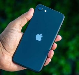 Thay pin iPhone SE 2020 tại Sửa chữa Vĩnh Thịnh
