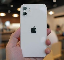 Thay kính camera iPhone 12 tại Sửa chữa Vĩnh Thịnh