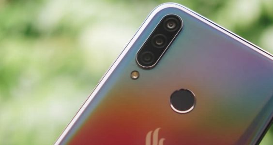 Thay mặt kính camera Vsmart Joy 3
