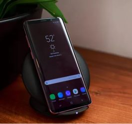 Sửa Samsung Galaxy S9 Plus chớp xanh màn hình